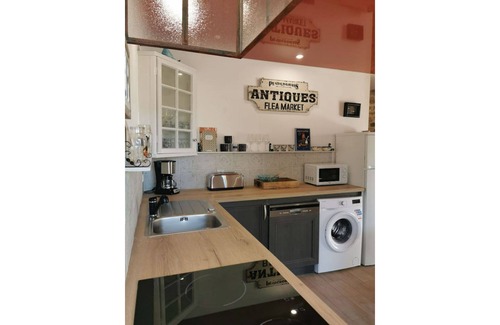 La Turballe House | La Baleine gite with its Jacuzzi