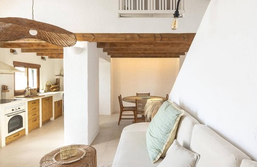 Calella de Palafrugell Villa | La Barca Casa Concha House with terrace on the beach of Canadell