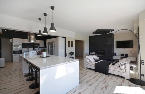 Saint-Romain-en-Viennois House | "La Belle Vie" fully renovated detached house with swimming pool