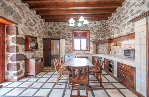 Tesejerague Ski Chalet | La Bella Tuineje, a charming home