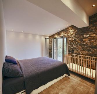 Melinta House | La Bella Villa