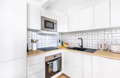 Begles Apartment | LA BELLE ROSE - Appartement 4 personnes proche gare Bordeaux