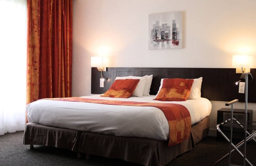 Saint-Martin-du-Vivier Hotel | La Bertelière, The Originals Relais Rouen