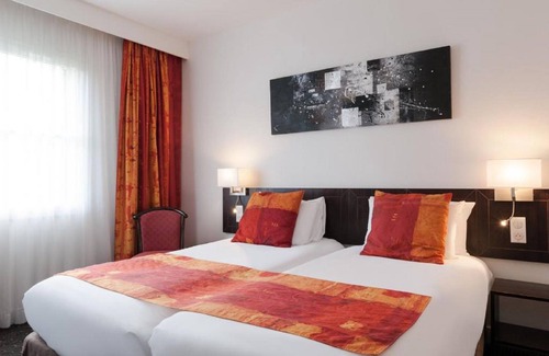 Saint-Martin-du-Vivier Hotel | La Bertelière, The Originals Relais Rouen