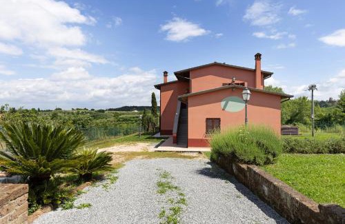 Montopoli in Val d'Arno Apartment | La Bettola Tavern Rooms Restaurant