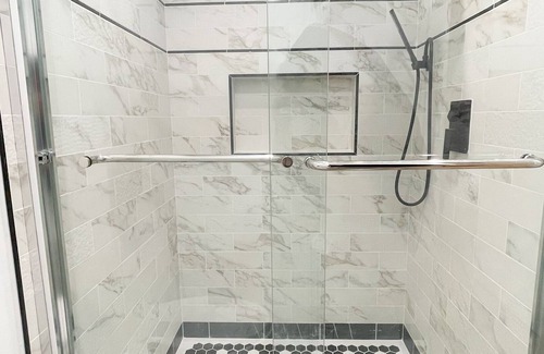 Burbank House | LA Big House