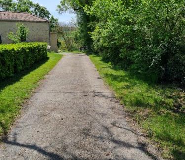 Condom Bed & Breakfast | La Bohème