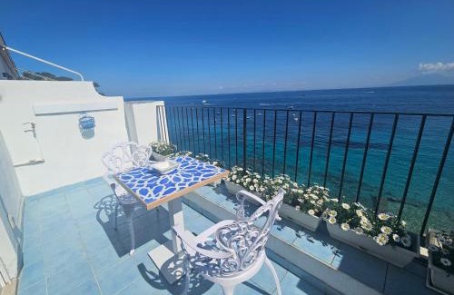 Marina Grande Apartment | La Bomboniera