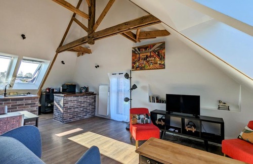 Montreuil-sur-Ille Apartment | La Boulangerie - à 2 pas de la gare