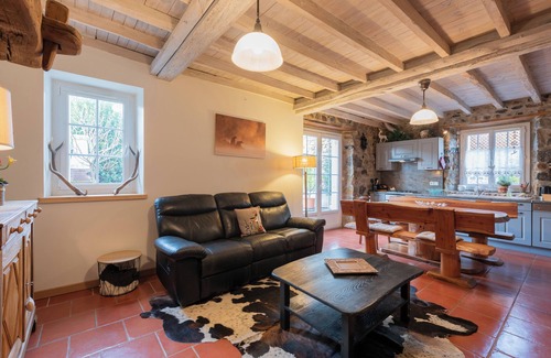 Antichan House | La Boutique – Mountain Cottage in Antichan: Pyrenees View, Nature & Comfort