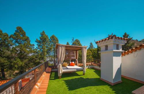 Cruz de Tejeda Hotel | La Buhardilla del Refugio - Ideal for hikers, senderistas