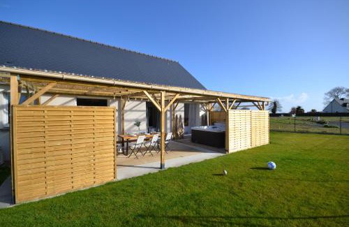 Plancoet House | La Bulle Emeraude, détente à deux, en famille ou entre amis