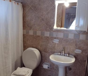 Villa Traful Hotel | La Cabaña de Juan