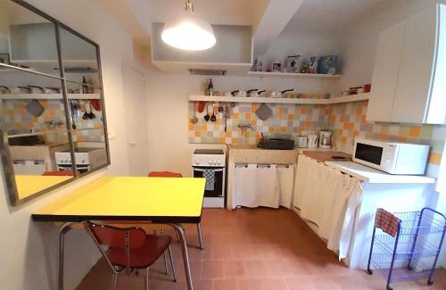 Roussillon House | La Cachette centre village