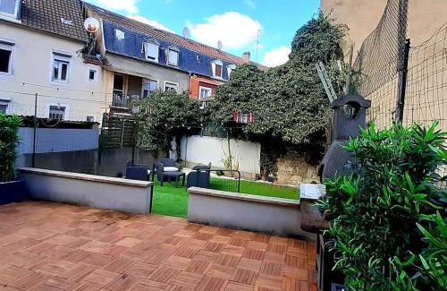 Mulhouse House | La cachette - Maison centre