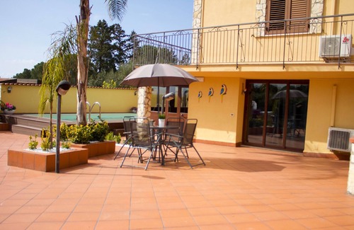 Terrasini House | La Caletta Casa Vacanze, Private Pool