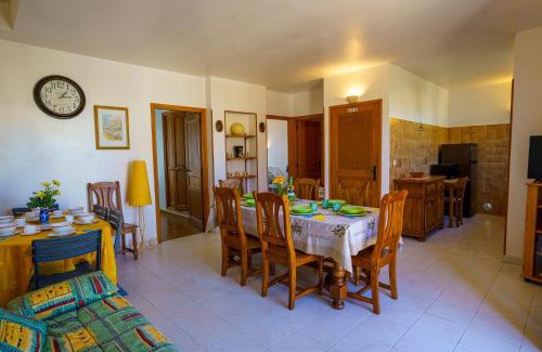 Bravone Apartment | La Caletta Corsa Apartments con due camere a 100 m dal mare - WiFi fibra FTTH - ALL INCLUSIVE