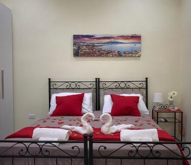 Materdei Apartment | La casa al centro " vicino al centro storico di Napoli"