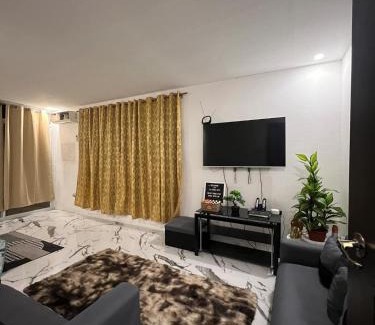 Indang House | La Casa Cita