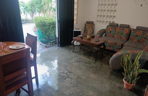 San Sebastian de Mariquita House | La Casa de Doña María