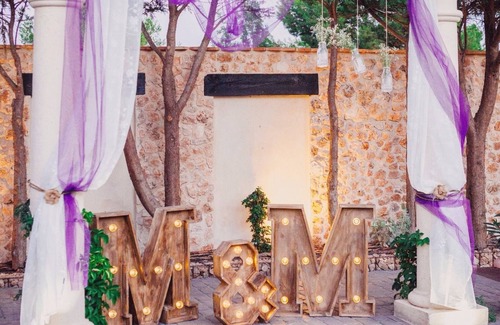 Villar de la Encina Villa | La Casa del Villar. 17 bedrooms. Special for large groups. With swimming pool.