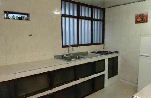 Fontibon House | La Casa De Huespedes