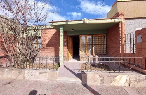 Mendoza House | La Casa de los Abu, Pleno Camino del Vino