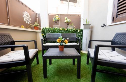 Villaggio delle Mimose House | La casa dei Girasoli