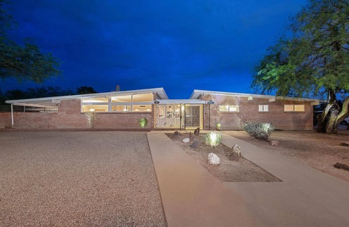 Tucson Villa | La Casa Del Desierato Gorgeous Home in Old Pueblo