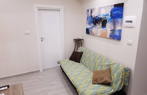 Canicatti House | La Casa Di Francesco (Furnished Three-Room Apartment)
