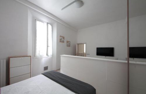 Cirenaica Apartment | La casa di Gigi tra Fiera e Università