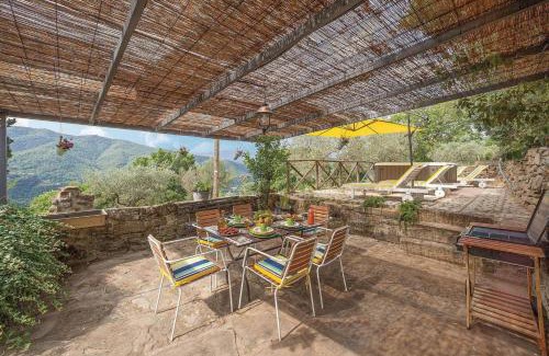 Pieve di Chio House | La casa di Patri - Farmhouse with Jacuzzi