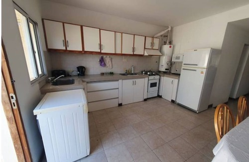 Mendoza City Center House | La casa está ubicada en Ciudad de Mendoza con vista a la Cordillera de los Andes