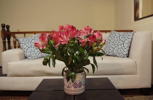 Cuenca Apartment | La casa florida de Francisco