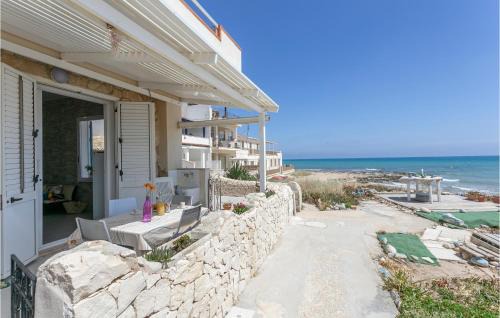 Casuzze House | La Casa In Riva Al Mare