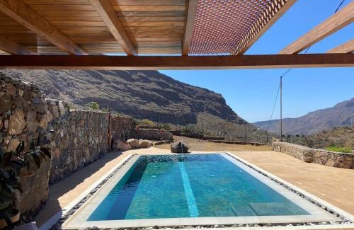 Santa Lucia House | La casa vieja de la Montaña