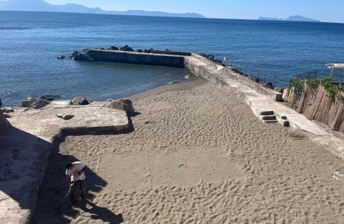 Posillipo Apartment | La casetta e la spiaggia