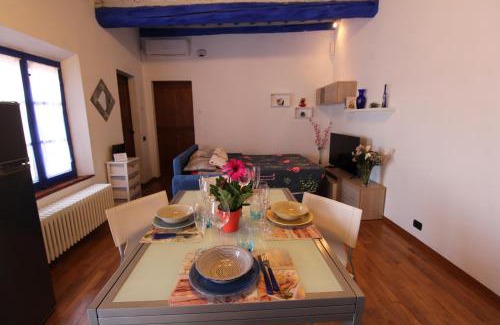 Colle di Val d'Elsa Apartment | La Casina - Tipica casa toscana Accoglienza e Relax