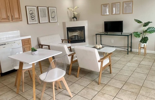 Ventura House | La Casita Española-Charming 2-bedroom house in brilliant Ventura