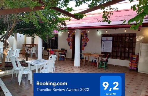 Comuna 2 House | La Casona