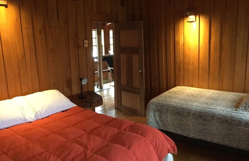 Puerto Montt Cabin | La Casona Puelo Lodge