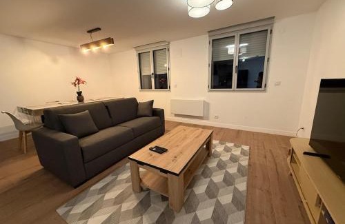 Lourdes Apartment | La Cave Refuge