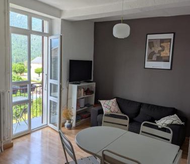 Saint-Pierre-de-Chartreuse Apartment | La Chartr’heureuse in the heart of the Park