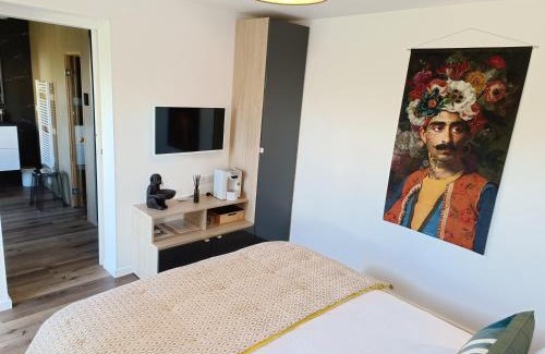 Quimper House | La chambre de KERLAGATU