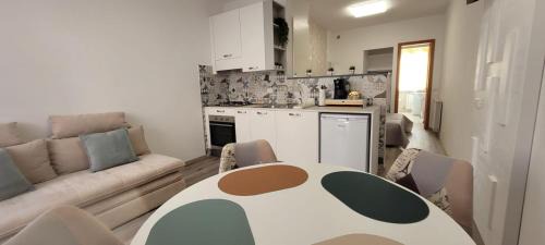 Ameglia Apartment | La Chicca
