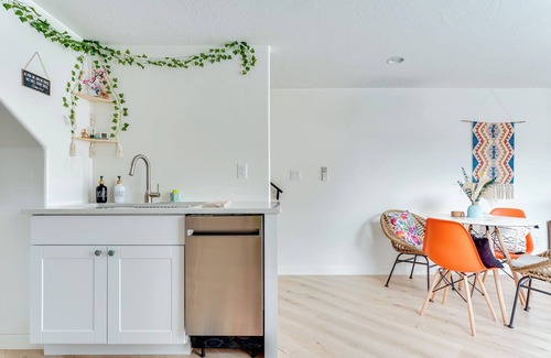 Hurricane House | -La Chona!