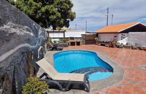 Santa Barbara House | La Chosita