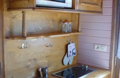 Pluvigner RV Rental | La Clé des Roulottes Campsite