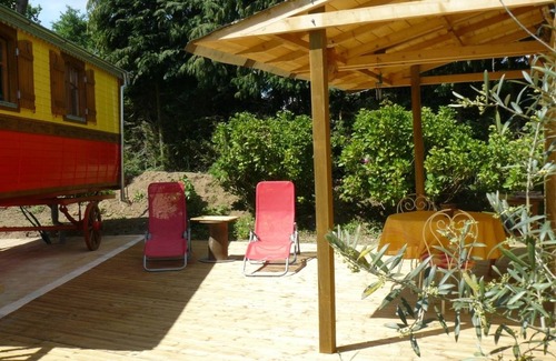 Pluvigner RV Rental | La Clé des Roulottes Campsite