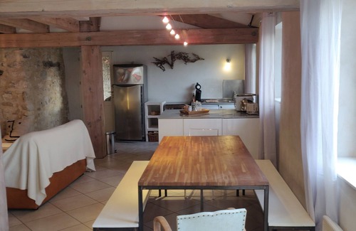 Cornillon House | La Closerie de la Cèze, vue Imprenable sur les Vignes et le Coucher de Soleil